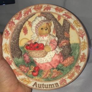 Cherished Teddies “Autumn” wall plate